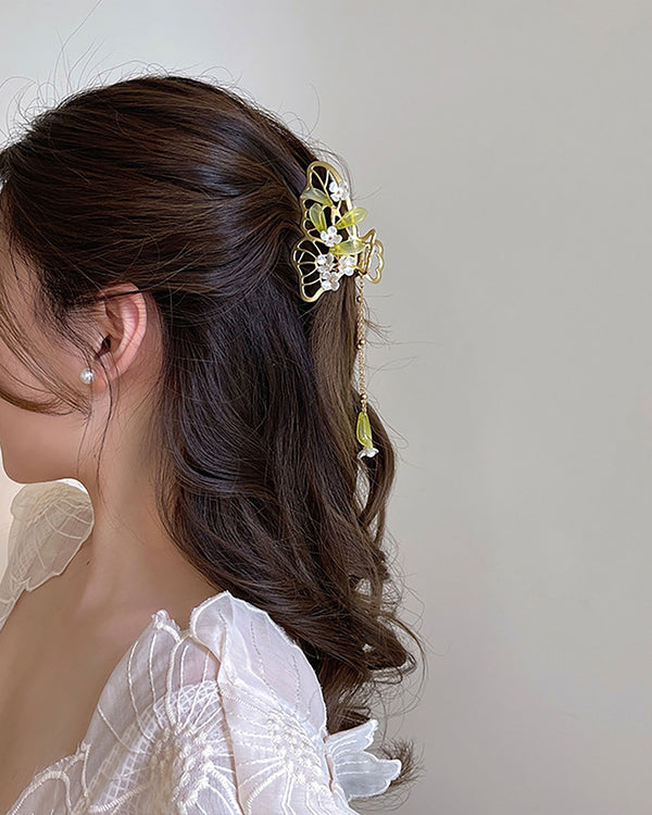 Jasmine Butterfly Clip
